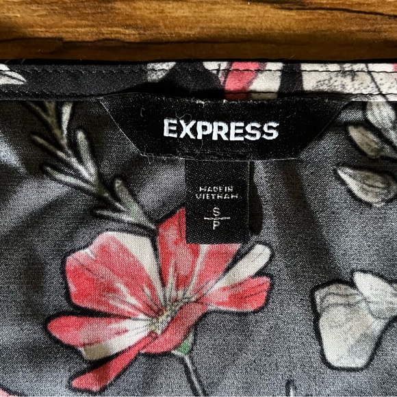 Express Floral Gramercy Blouse Small - Picture 4 of 10